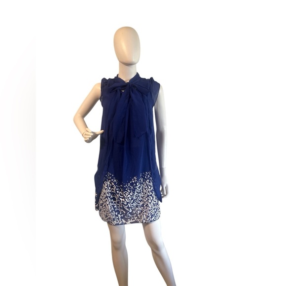 OASAP Elegant Blue Chiffon Dress with Bow Detail - Picture 4 of 10